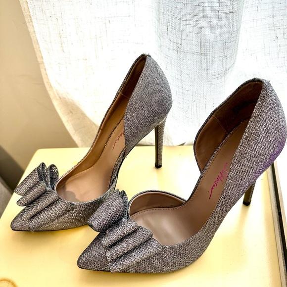 Betsey Johnson Shoes - Betsy Johnson now heels perfect for holiday festivities!
